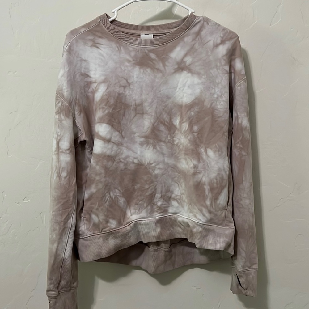 Long sleeve sweatshirt with pockets